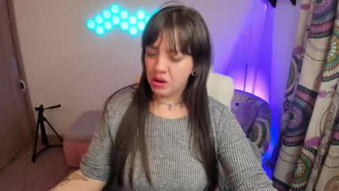 sophia_grants online show from November 5, 12:27 am