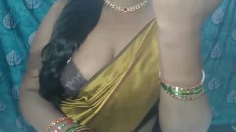 Snapshot of sophia_indian chatting on September 22, 8:02 am Sophia Tamil online show from September 22, 8:02 am