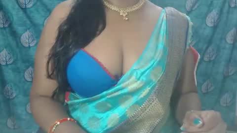 Snapshot of sophia_indian chatting on September 19, 6:12 am Sophia Tamil online show from September 19, 6:12 am