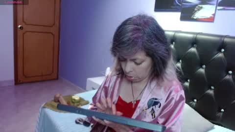     SOPHIA      online show from December 14, 11:18 am