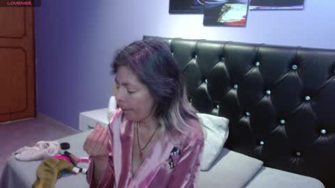     SOPHIA      online show from December 10, 8:38 pm