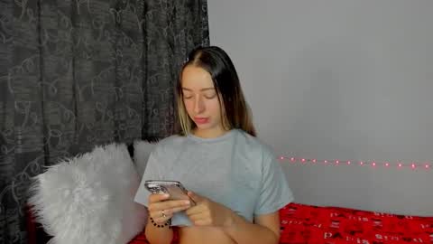 sophia_rousex online show from November 20, 12:06 pm