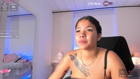  S O P H I A  online show from February 10, 12:19 pm