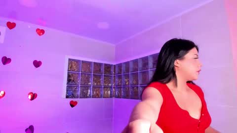 Snapshot of sophia_wilsonn_ chatting on March 1, 9:18 am Sofi online show from March 1, 9:18 am
