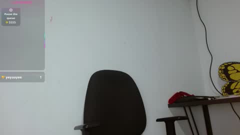 Snapshot of sophiabedford chatting on October 20, 4:32 pm Sophia Bedford online show from October 20, 4:32 pm
