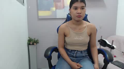 Sophia Bedford online show from July 22, 3:35 pm