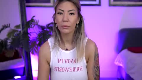 Sophie online show from May 30, 2:42 am