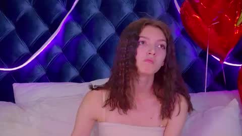 SophiaProve online show from November 16, 4:29 pm