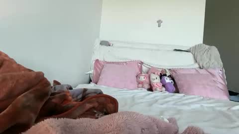 sophiarenae online show from February 17, 7:57 pm