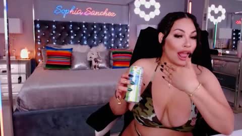 sophiasanchezxxx online show from April 18, 6:05 am