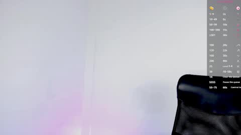 Snapshot of sophie_alice chatting on February 13, 2:20 pm Alice online show from February 13, 2:20 pm