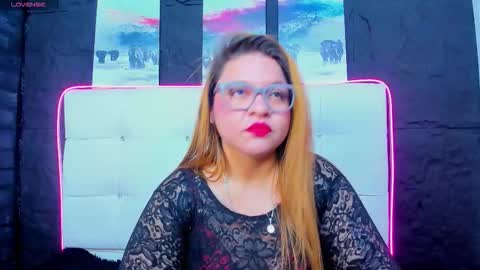 Soph online show from February 3, 10:09 am