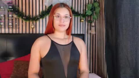 sophie_new25 online show from December 19, 12:30 pm