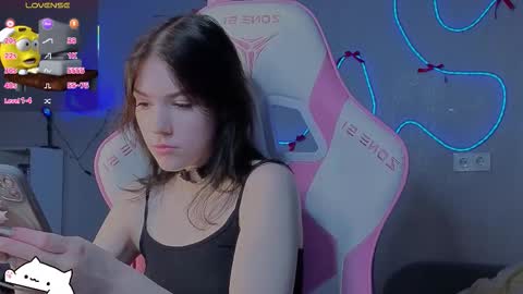 sophie_nomenal_ online show from January 17, 5:31 pm