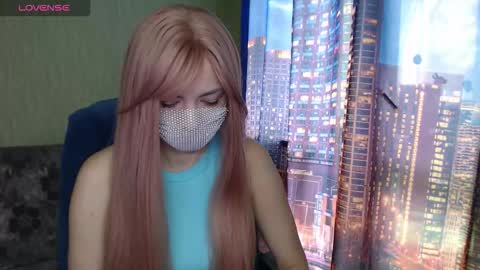 Sophie online show from March 17, 8:51 am