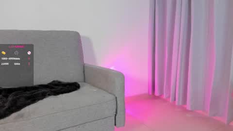sophie  online show from July 21, 7:03 pm