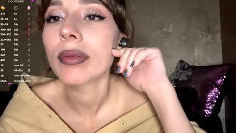 Mira online show from October 21, 8:57 pm