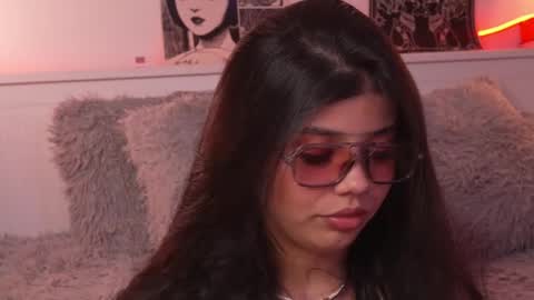 Sophiee  online show from April 16, 3:51 am