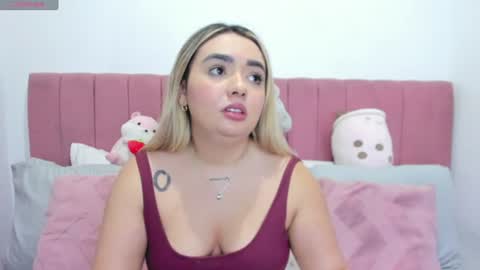 sophiee rosee online show from June 14, 11:05 pm