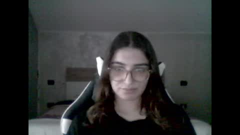 sophieheart1 online show from April 20, 8:39 am