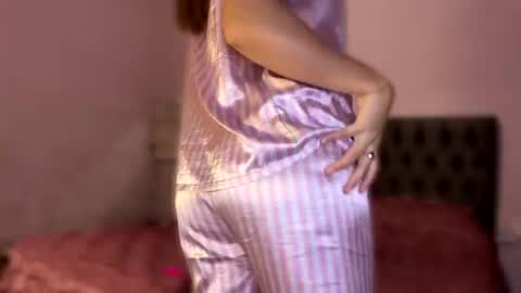 sophie online show from July 29, 5:24 pm