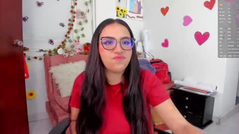 Sophie LAmour online show from November 16, 2:35 am