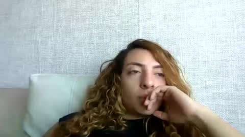 Snapshot of sophielatina chatting on March 8, 6:35 pm Sophia online show from March 8, 6:35 pm