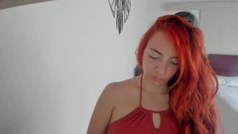 Snapshot of sophielatina chatting on September 24, 10:09 pm Sophia online show from September 24, 10:09 pm