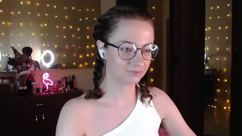sophieleroux online show from July 11, 7:14 pm