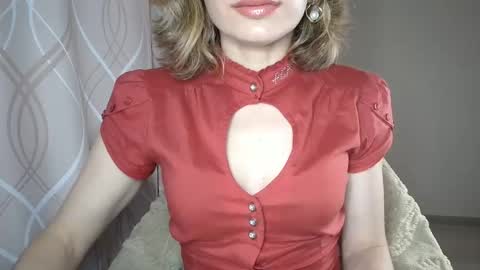 Sophiemisss online show from October 31, 9:02 am