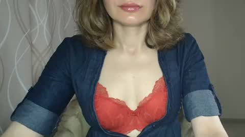 Sophiemisss online show from June 9, 7:52 am