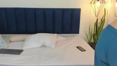 sophieturner_mg online show from December 3, 7:16 pm