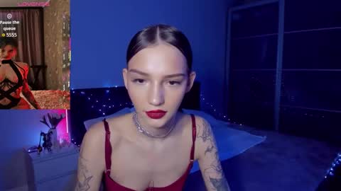 sophiewildcat online show from February 13, 10:00 pm