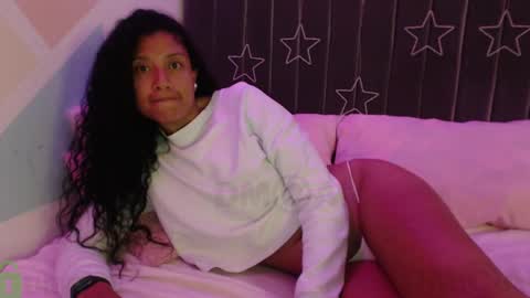Snapshot of sophiia_dreams chatting on January 13, 11:06 pm Sophia this is not my real name online show from January 13, 11:06 pm