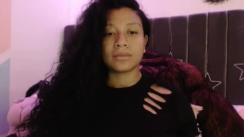 Snapshot of sophiia_dreams chatting on September 16, 11:57 pm Sophia this is not my real name online show from September 16, 11:57 pm