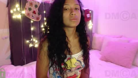 Snapshot of sophiia_dreams chatting on December 9, 11:56 pm Sophia this is not my real name online show from December 9, 11:56 pm