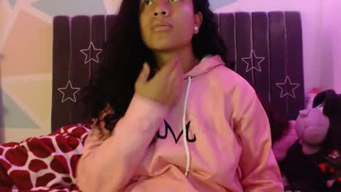 Snapshot of sophiia_dreams chatting on October 19, 1:07 am Sophia this is not my real name online show from October 19, 1:07 am
