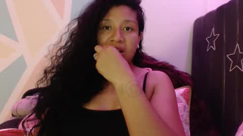 Snapshot of sophiia_dreams chatting on October 1, 12:04 am Sophia this is not my real name online show from October 1, 12:04 am