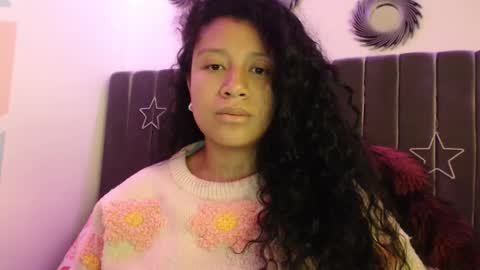 Snapshot of sophiia_dreams chatting on October 6, 11:31 pm Sophia this is not my real name online show from October 6, 11:31 pm