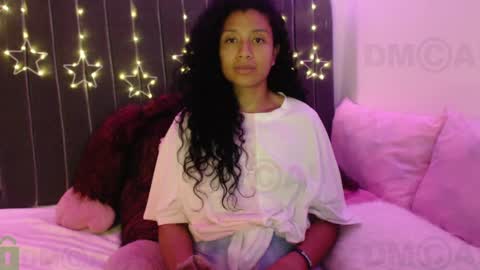 Snapshot of sophiia_dreams chatting on February 21, 1:55 am Sophia this is not my real name online show from February 21, 1:55 am