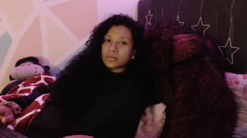 Snapshot of sophiia_dreams chatting on October 5, 3:00 am Sophia this is not my real name online show from October 5, 3:00 am