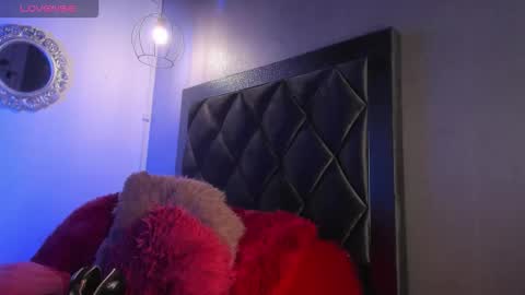 Snapshot of sophiia_gomezz_ chatting on September 13, 9:50 am sophi online show from September 13, 9:50 am