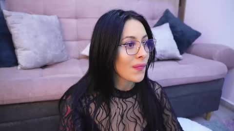 Sophiie online show from February 5, 3:53 am