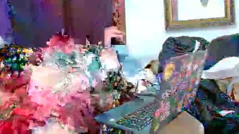 Snapshot of sophirivers chatting on September 12, 1:50 am sophirivers online show from September 12, 1:50 am