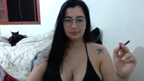Snapshot of sophirivers chatting on October 14, 12:57 am sophirivers online show from October 14, 12:57 am