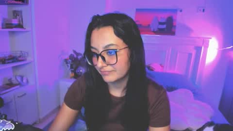 Lili online show from November 8, 5:34 am