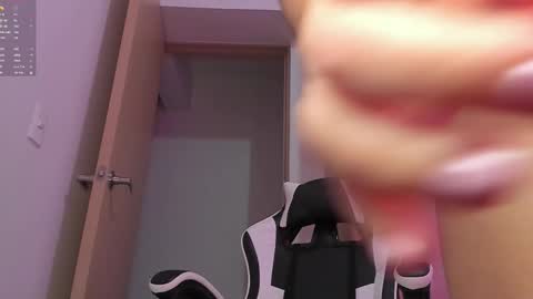 Instagram Soyamandaa  1 online show from November 28, 10:57 pm