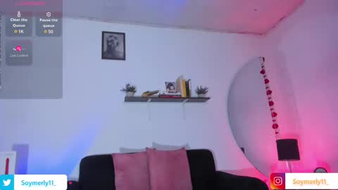 Independent Model Merly online show from March 4, 4:38 am