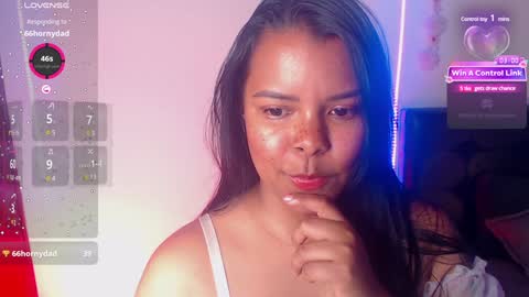 Snapshot of soytucolor chatting on December 4, 9:46 pm Paula add me on snap online show from December 4, 9:46 pm