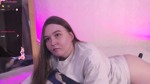 space_frog_ online show from January 15, 1:52 pm